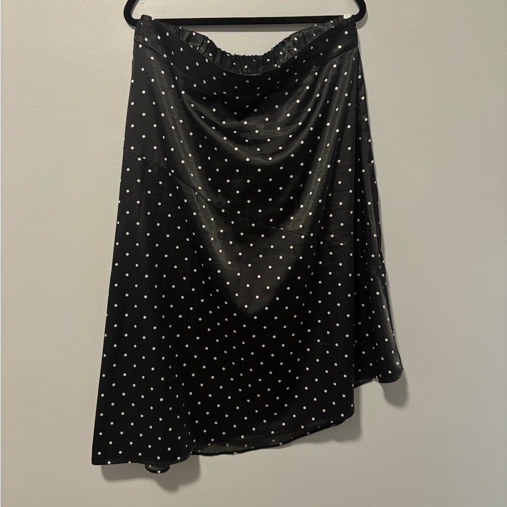 Elegant Black Polka Dot Skirt